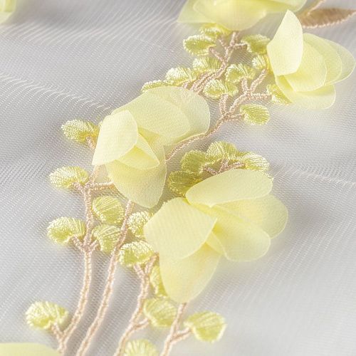 Вышивка на сетке К16-080 бежево-лаймовый