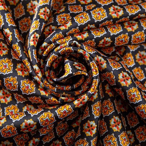 Шелк синтетический 065-13796 черный принтованный