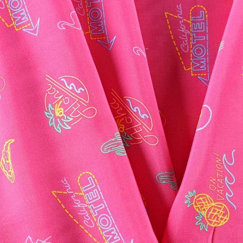 Вискоза 009-07899 ярко-розовый принтованный