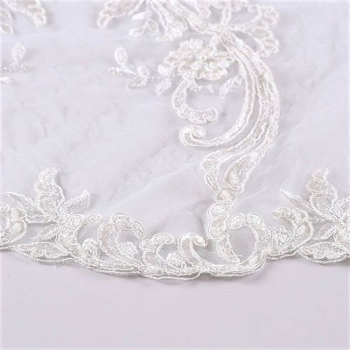 Гипюр с бисером 012-09110